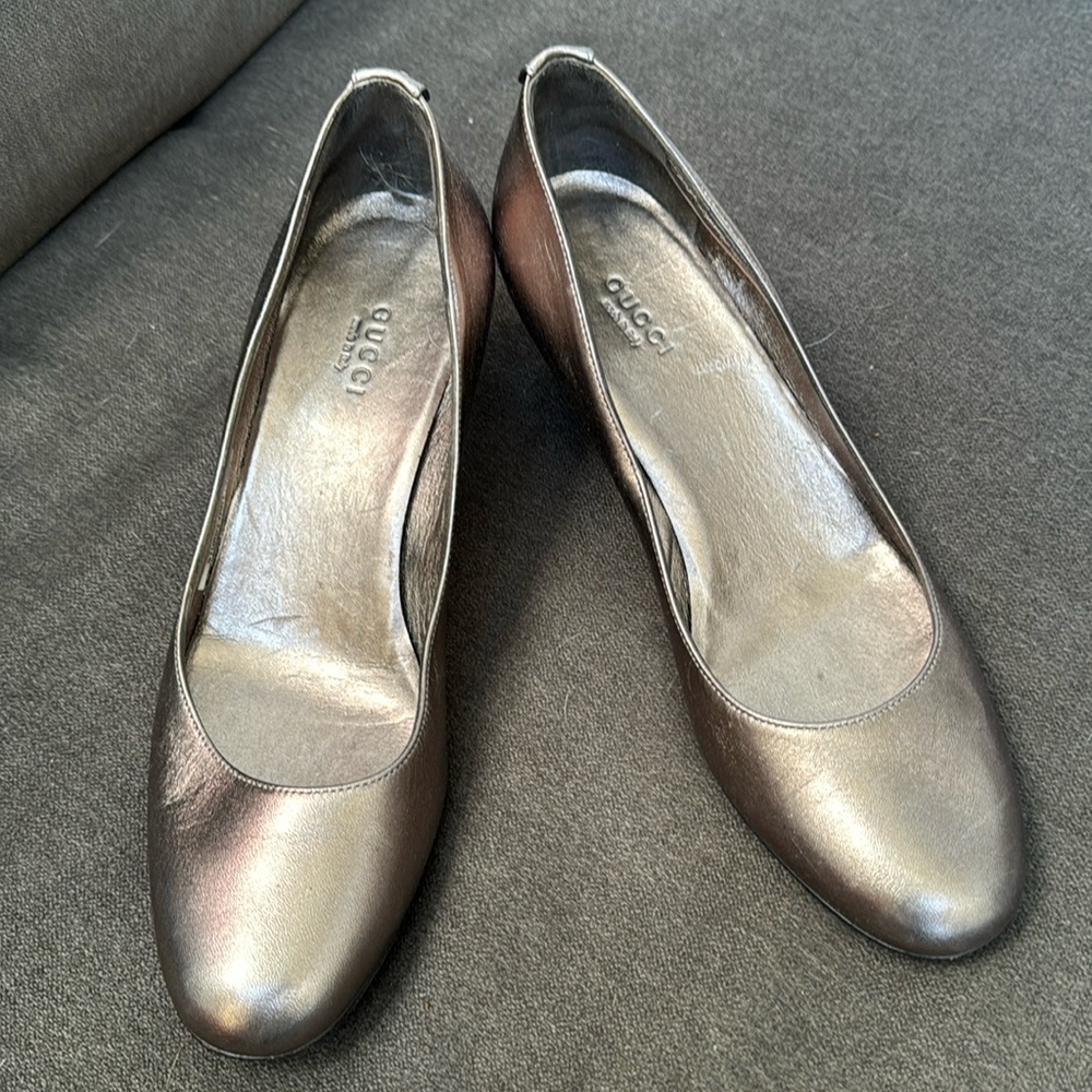 Gucci Silver Leather Wedge Shoes sz 7B